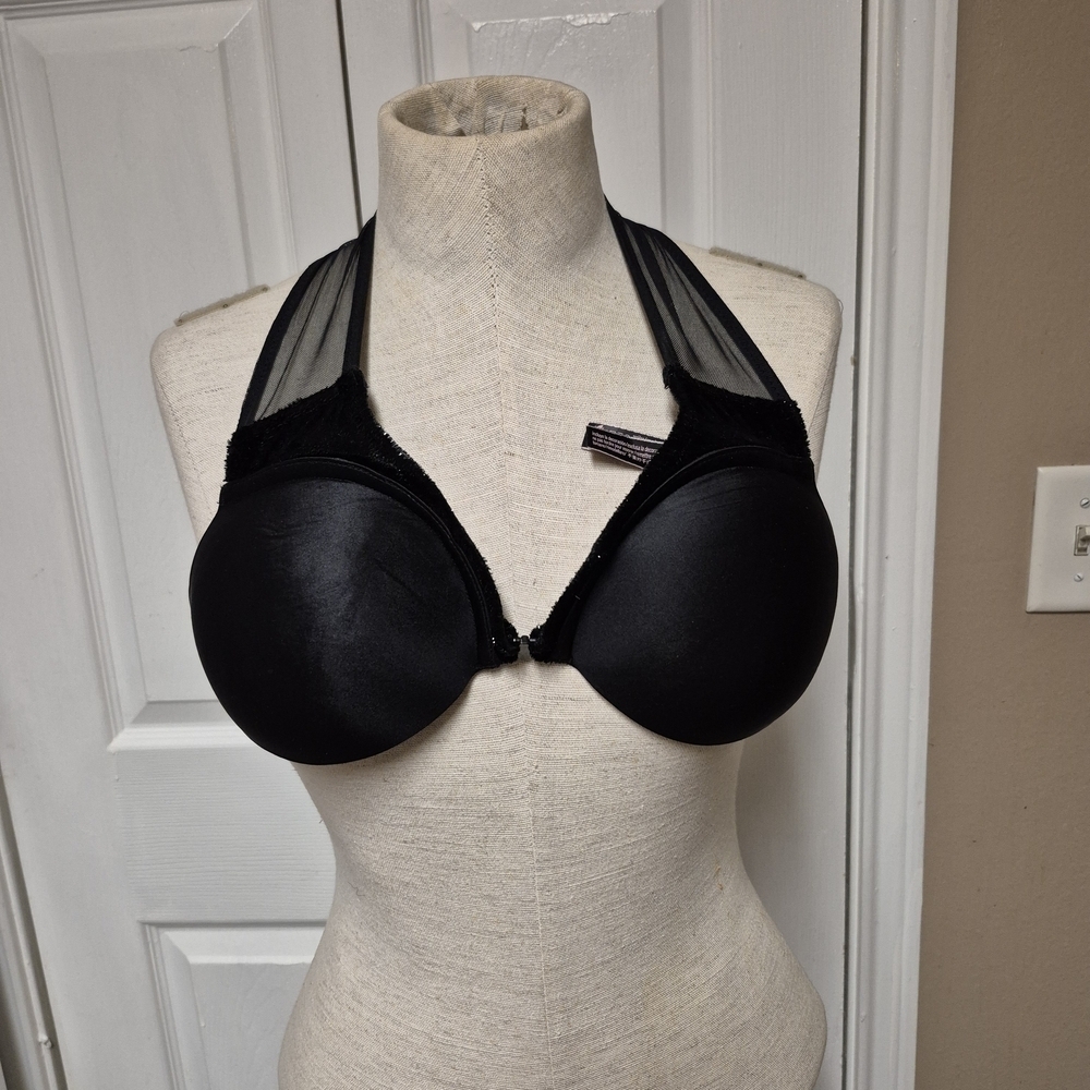 Victoria's Secret Black Halter Bra Structured Cups